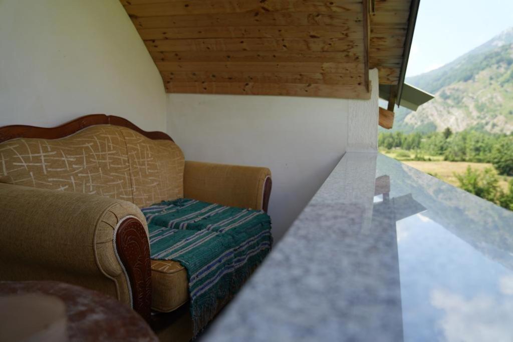 Guesthouse Skender Selimaj Valbone Exterior foto